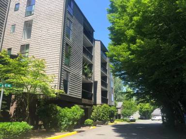 Main picture of 6479 137th Ave NE