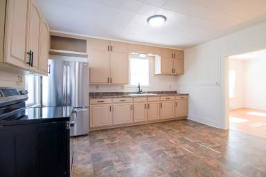 Main picture of 728 Franklin St