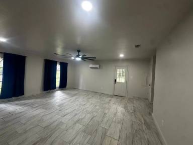 Main picture of 2916 Brookline Dr