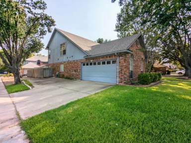 Main picture of 1705 Brettenmeadow Dr