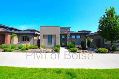 Main picture of 3845 S Eckert Rd