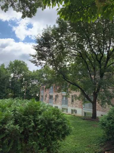 Main picture of 4370 Erie Ave