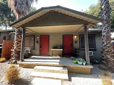 Main picture of 103 N Catalina Ave