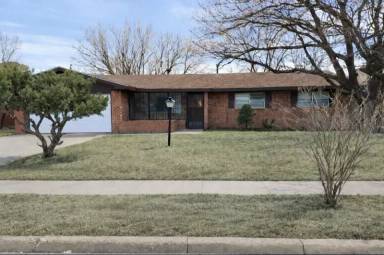 Main picture of 101 Cactus Dr
