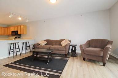 Main picture of Hunters Ridge Condominiums