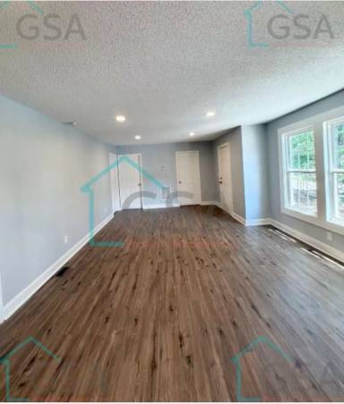 Main picture of 101 Hammond Ave