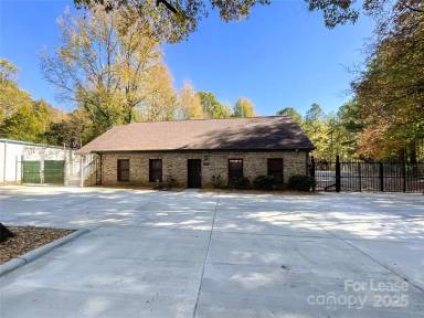 Main picture of 1804 Lucas Ln