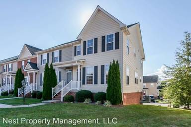 Main picture of 3521 Grand Forks Blvd