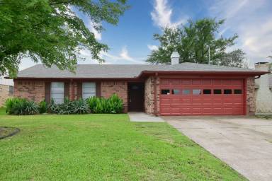 Main picture of 3117 Chaparral Dr
