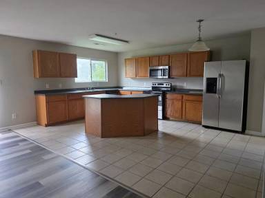 Main picture of 113 Farmington Dr