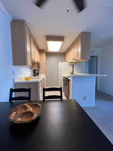 Main picture of 3991 Crown Point Dr