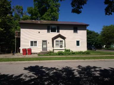 Main picture of 353 1/2 W Sanborn St