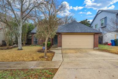 Main picture of 306 Scotch Rose Ln