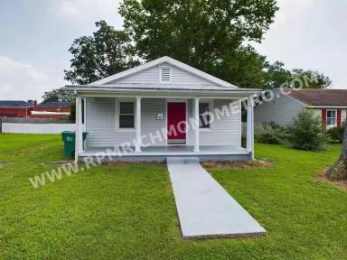 Main picture of 7 S Grove Ave