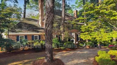 Main picture of 509 Cavalier Dr