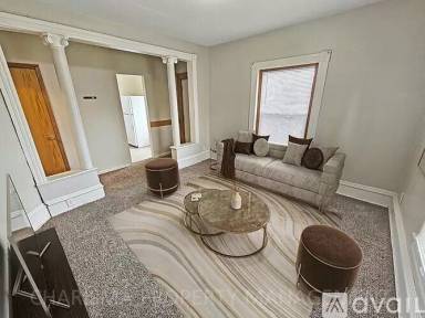 Main picture of 529 1/2 S Menlo Ave