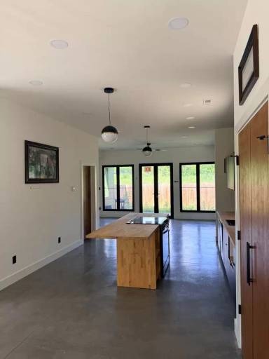 Main picture of 3535 Oswald St