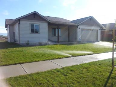 Main picture of 207 Falconers Way