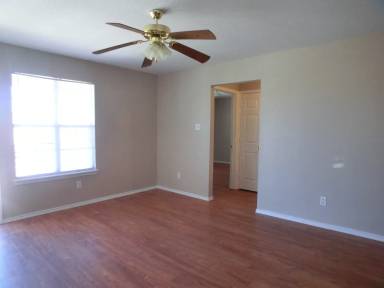 Main picture of 3404 Hereford Ln