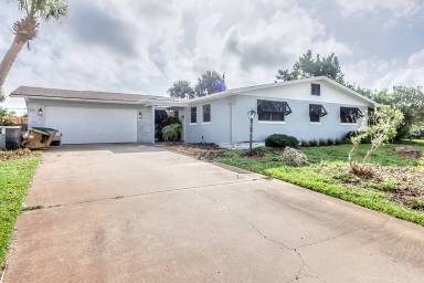 Main picture of 3020 Stanford Ave