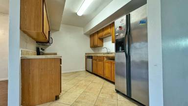 Main picture of 5717 W Hastings Arch