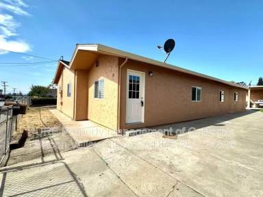 Main picture of 31 Dick Phelps Rd