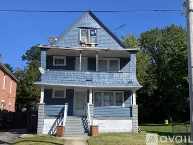 Main picture of 2629 E 115th St