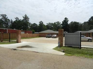 Main picture of 144 Smith St