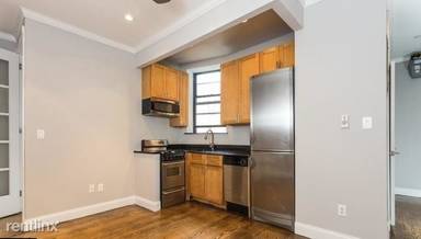 Main picture of 20 Prince St