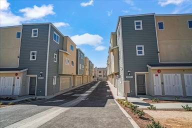 Main picture of Foothill Villas