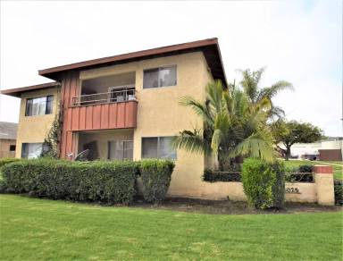 Main picture of 2025 N Ventura Rd