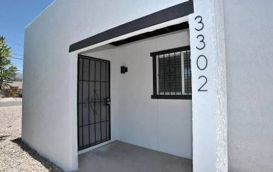 Main picture of 3302 E Presidio Rd