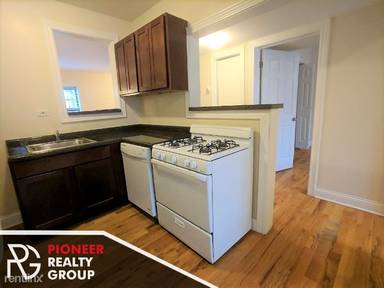 Main picture of 2950 N Seminary Ave