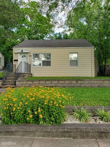Main picture of 526 Oak St