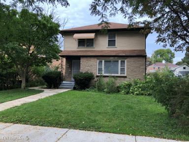 Main picture of 3909 N 42nd St