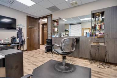Main picture of 2101 40th Avenue Southeast