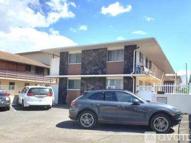 Main picture of 725 Birch St