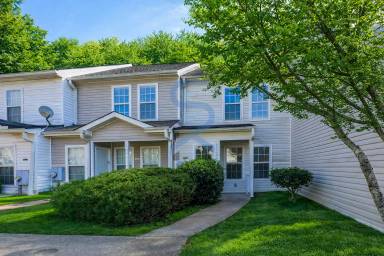 Main picture of 6512 Wellington Chase Ct