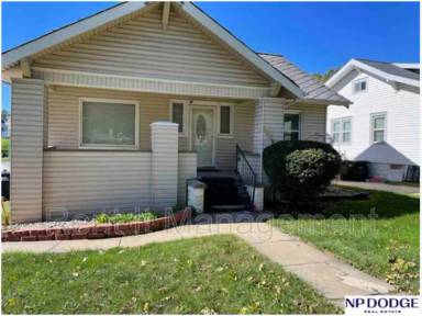 Main picture of 4602 Fontenelle Blvd
