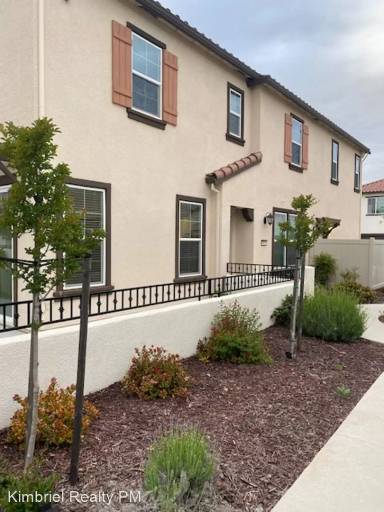 Main picture of 1009 Essington Ln