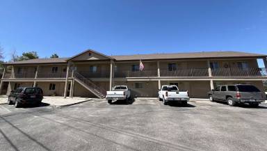 Main picture of 853 Spruce St