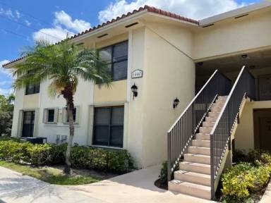 Main picture of 1440 Lake Crystal Dr