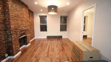 Main picture of 1070 Broadway