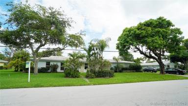 Main picture of 7300 SW 109th Ter