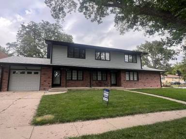 Main picture of 5034 Meredeth St