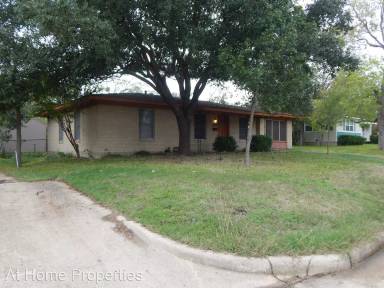 Main picture of 4316 Nagle St
