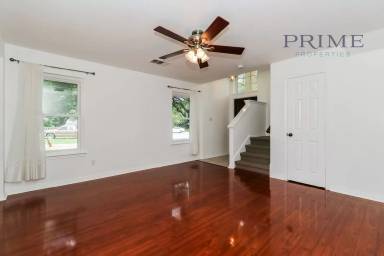 Main picture of 1041 Stacias Way