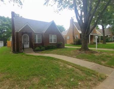 Main picture of 1227 S Florence Pl