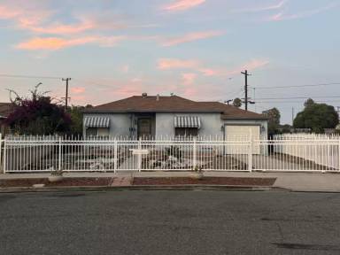 Main picture of 1020 S Exmoor Ave