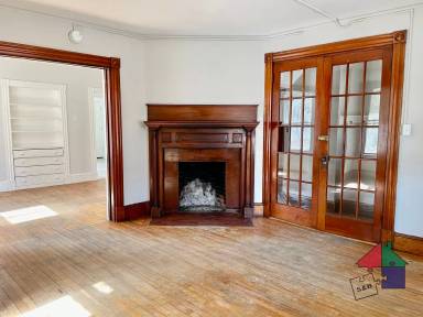 Main picture of 38 Summer St